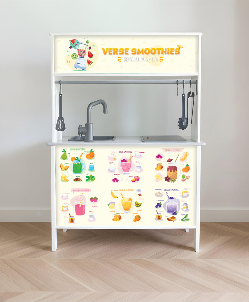 Home 3 Voorbeeld van stickers op IKEA speelkeukentje met smoothies
